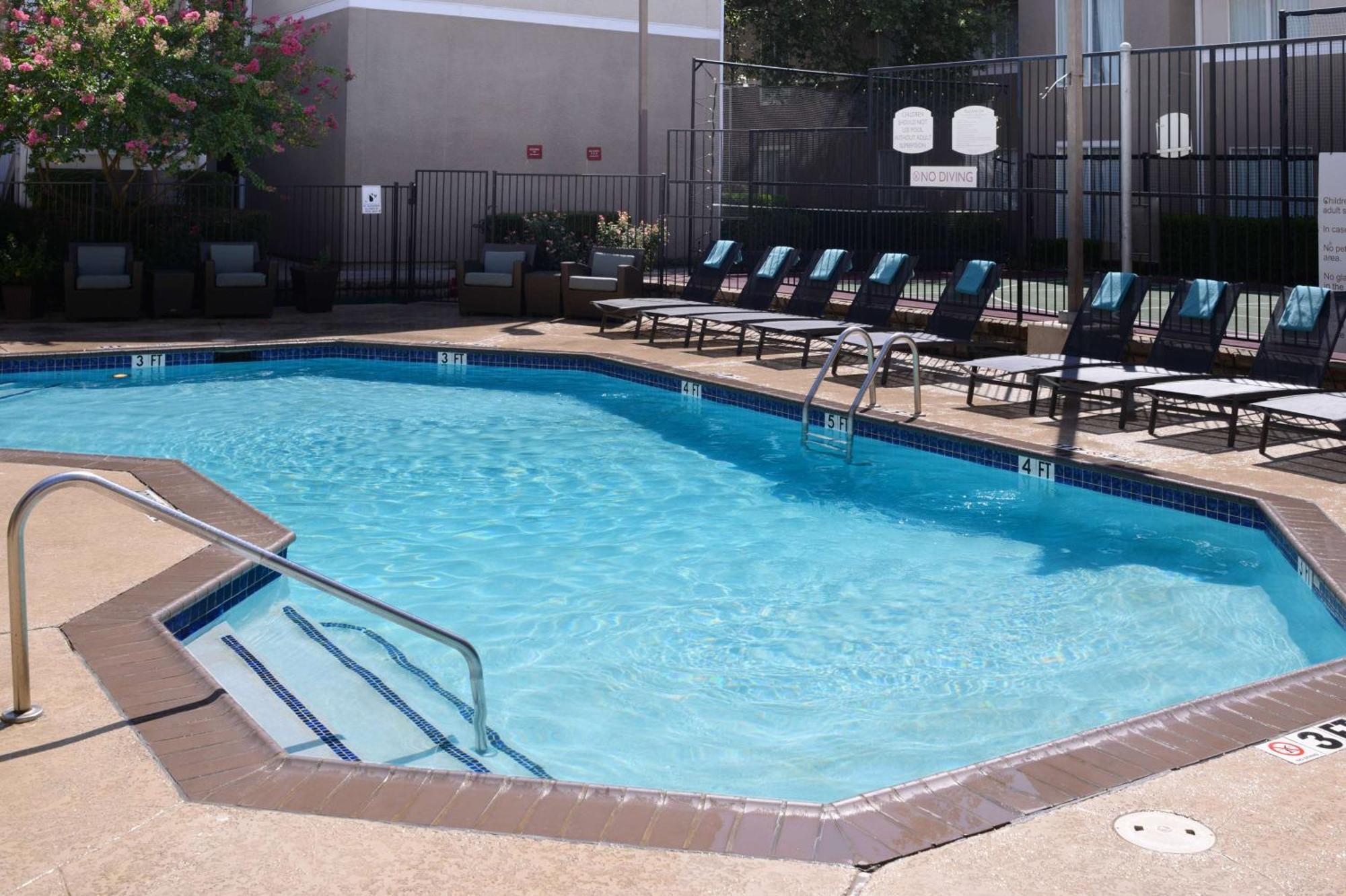 Sonesta Es Suites Dallas Medical Market Center מראה חיצוני תמונה
